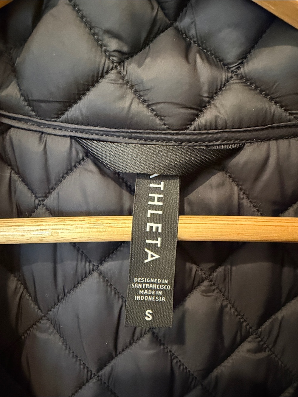 Athleta Whisper Jacket NWOT - Picture 7 of 10